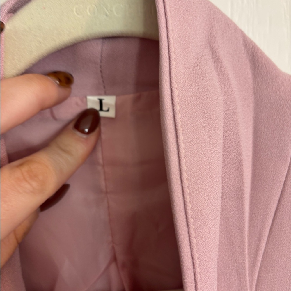 Blazer - Picture 2 of 3